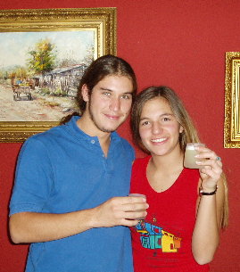 we enjoyed a toast with pisco sour, the national cocktail of Chile